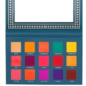 Ace Beaute Nostalgia Palette